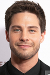Dean Geyer Dean Geyer