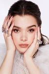 Hailee Steinfeld Hailee Steinfeld