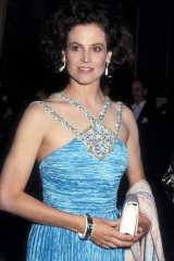 1987